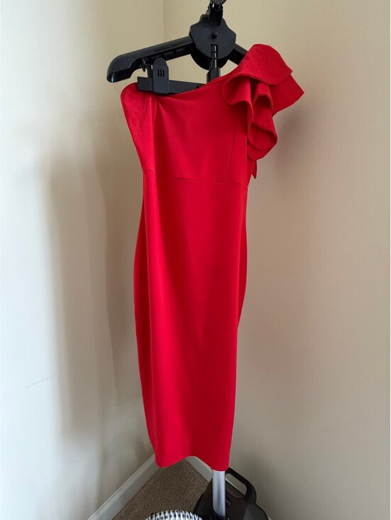 Dresses & Skirts - Mokoru Women's Sheath Dress One-Shoulder Ruffle Midi Solid Size Medium Red NWT
